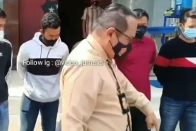 Oknum Satgas PPKM Covid-19 Ditangkap Polisi, Tepergok Pungli Sopir Truk di Pos Penyekatan