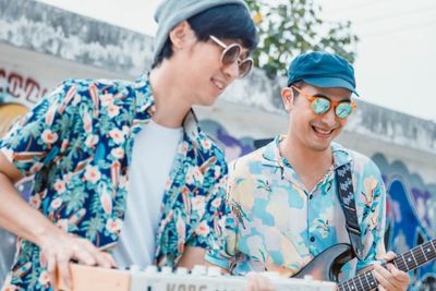 Kolaborasi Eka Gustiwana dan Winky Wiryawan Perkenalkan Summer Tears