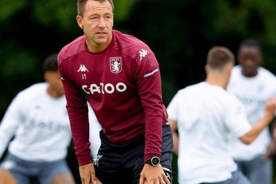John Terry Tinggalkan Aston Villa, Jack Grealish Doakan yang Terbaik