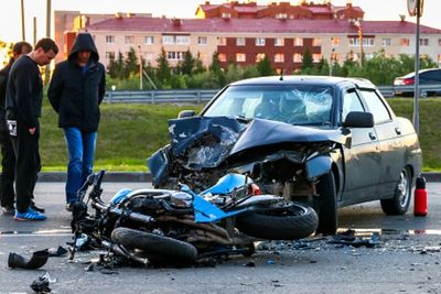 Laka Maut di Batubara, Pemotor Tewas Usai Tabrak Minibus Avanza
