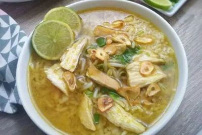 Enaknya Makan Soto Ayam Kudus Pagi Ini, Coba Buat di Rumah Yuk Guys!
