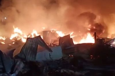 Gudang Mebel dan Gas di Jakbar Ludes Terbakar, Kerugian Capai Rp1 M
