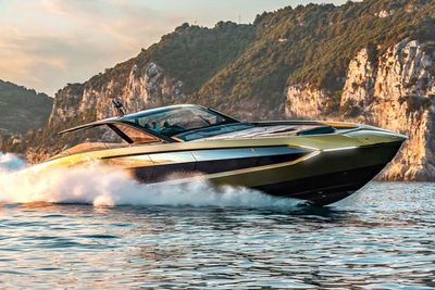 Melihat Tampilan Kapal Pesiar Besutan Lamborghini dengan 2 Mesin V12, Bertenaga 3.945 HP!