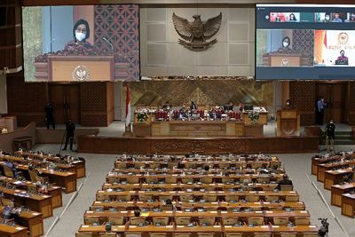 Fasilitas Isolasi Mandiri Bagi Anggota DPR Dianggap Tak Merakyat