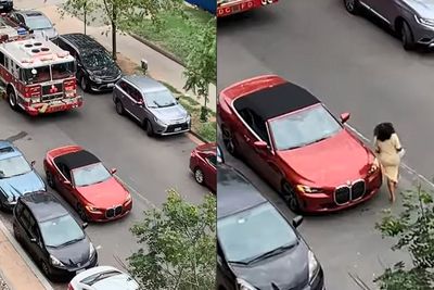 Mobil BMW 4 Series Ini Parkir di Tengah Jalan, Bikin Mobil Pemadam Kebakaran Susah Lewat!