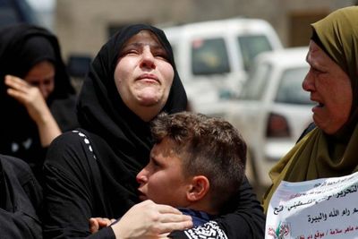 Tembak Bocah Palestina 12 Tahun di Dalam Mobil, Pasukan Israel Ngeles Hanya Tembak Ban 