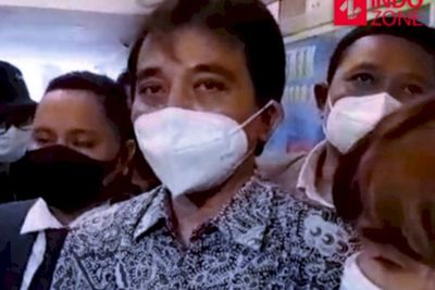 Roy Suryo Bakal Dipertemukan Dengan Lucky Alamsyah di Polda Metro Besok
