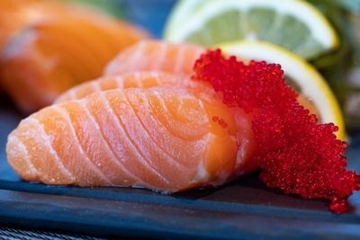 Sejumlah Manfaat Salmon yang Bikin Kamu Makin Sehat