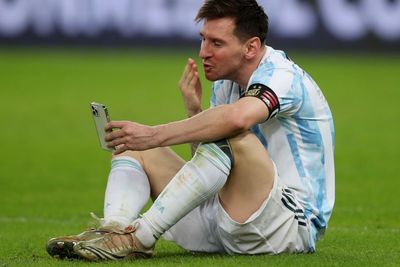Berawal dari Video Call Istri Usai Juara Copa America, Lionel Messi Diendorse WhatsApp