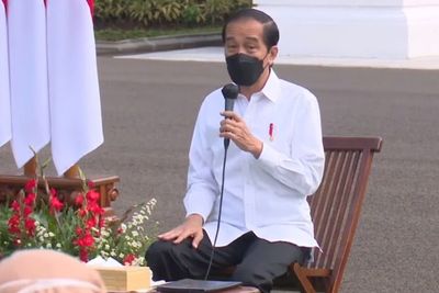 BPUM Sebesar Rp 15,3 Triliun Diserahkan Presiden Kepada 12,8 Juta Pelaku Usaha Mikro