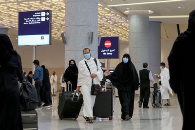 Arab Saudi Izinkan Wisatawan Asing Mulai 1 Agustus, Yang Sudah Vaksin Tak Perlu Karantina