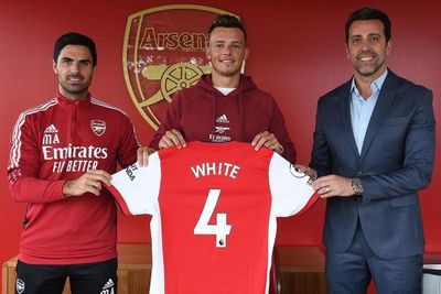 Ben White Resmi Gabung Arsenal