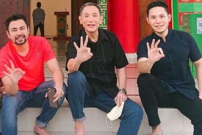 Raffi Ahmad Foto Bareng Jusuf Hamka, Posisi Duduk Nagita Slavina Jadi Sorotan Netizen