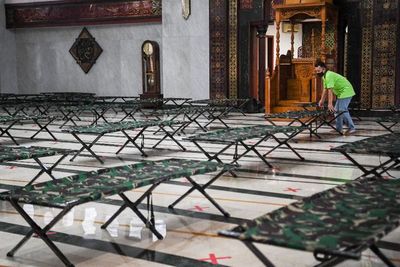 FOTO: Tempat Isolasi Terpusat di Eks Masjid Darul Jannah
