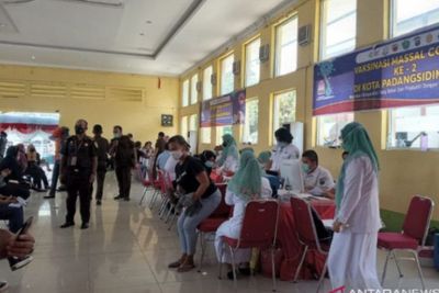 Kejari Padangsidimpuan Gelar Vaksinasi Covid-19 Massal Dosis Kedua
