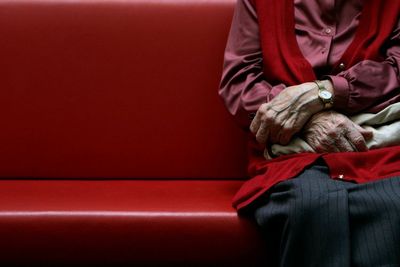 Lansia di China Ditangkap Polisi usai Dituduh Pemicu Virus Varian Delta