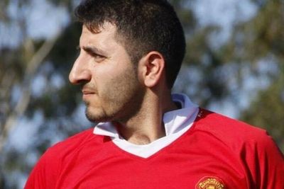 Pemain Sepak Bola Ini Meninggal 6 Minggu Setelah Menikah karena Terinfeksi Virus Corona