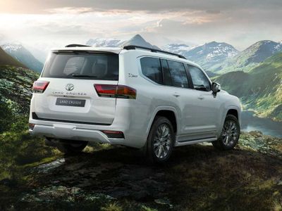 Deretan Mobil SUV Mewah Terbaru 2024 yang Biasa Dipakai Pejabat Negara!