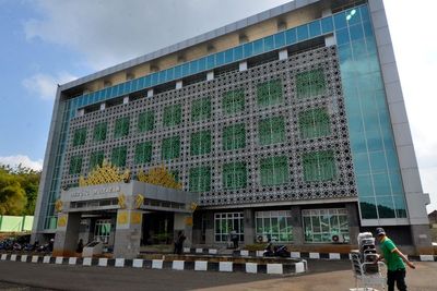 Kasus COVID-19 di Indonesia Yang Masih Belum Tau Kapan Turunnya