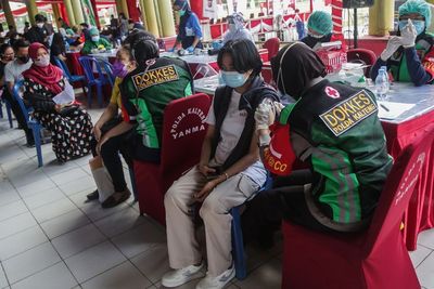 Begini Caranya Untuk Vaksin COVID-19 Bagi Kamu Yang Tak Memiliki NIK