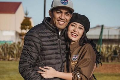 Satu Tahun Menjanda, Istri Mendiang Glen Fredly Sebut Sosok Pengisi Hatinya: Beda Level!