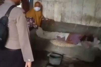 Sakit Sejak 5 Hari di Tengah PPKM, Kapolsek Kalitidu Tanggung Biaya Perawatan Mbah Dasi