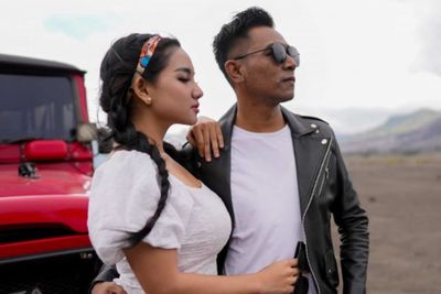 Gerry Mahesa dan Lala Widy Kawinkan Dangdut Koplo dengan Reagge di Single And I Hope