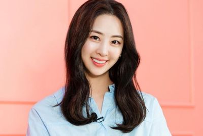 Kim Dasom Eks SISTAR Berlabuh ke Agensi Kim Tae-hee