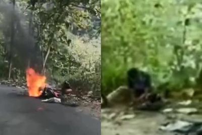 Kronologi Motor & Paket Hangus Terbakar di Ponorogo, Kurir Terduduk Lemas di Pinggir Jalan