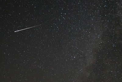 FOTO: Keindahan Hujan Meteor Perseid