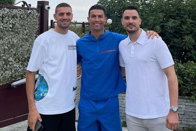 Merih Demiral Hijrah ke Atalanta, Cristiano Ronaldo Kunjungi Sang Bek Untuk Perpisahan