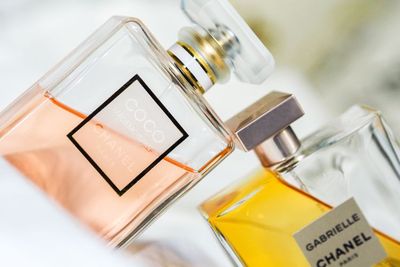Catat! Ini Tips Pakai Parfum Agar Harumnya Bisa Tahan Lama