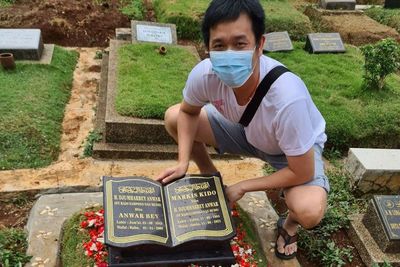 Kunjungi Makam Markis Kido, Hendra Setiawan: Happy Birthday My Friend