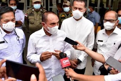 Gubsu Edy Imbau Warga Rayakan HUT Kemerdekaan RI di Rumah