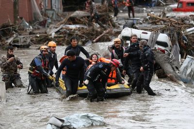 Banjir Bandang Menyapu Wilayah Lautan Hitam Turki, 27 Orang Dilaporkan Tewas