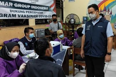 Anies: Sejak Awal Covid-19, Kami Pakai Data Pelayanan Makam untuk Deteksi Wabah