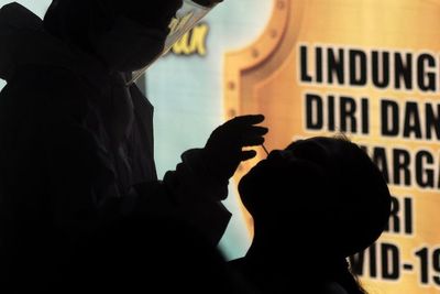 Kemenkes Mulai Benahi Jejaring Laboratorium untuk Layanan PCR Terjangkau