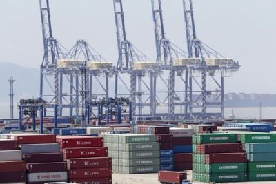 Ketatnya Prokes Covid-19 China, Tutup Pelabuhan Tersibuk ke-3 Dunia Hanya karena 1 Kasus