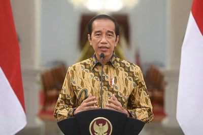 Jokowi Perintahkan Harga Tes PCR Diturunkan ke Rp450 Ribu - Rp550 Ribu
