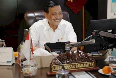 Ditanya Sampai Kapan Ada PPKM, Luhut: Selama Covid-19 Masih Jadi Pandemi!