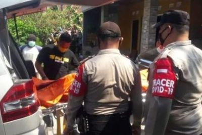Memilukan! Ibu dan Anak Tewas Bersimbah Darah di Dalam Bagasi Belakang Mobil di Subang