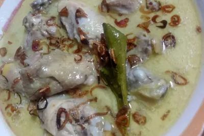 Cara Mudah Membuat Opor Ayam Putih