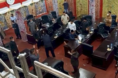 Ketua DPRD Solok Ungkap Penyebab Kericuhan Sidang DPRD Solok: Terjadi Dualisme