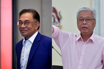 Ismail Sabri dan Anwar Ibrahim Bersaing untuk Mengisi Kursi Perdana Menteri Malaysia
