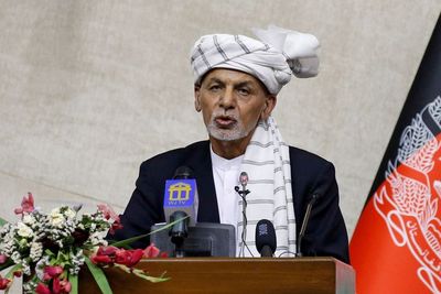 Presiden Afghanistan Ashraf Ghani Membantah Dirinya Melarikan Diri