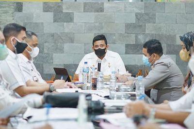 Walkot Bobby Tegaskan Tak Cari Kesalahan di Kantor Camat Zona Merah, Justru Cari Solusi