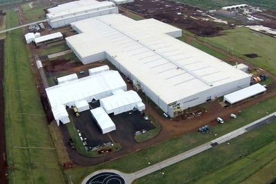 Pabrik Mercedes-Benz di Brasil Ini Dijual ke Produsen Otomotif Asal China, Siapa?