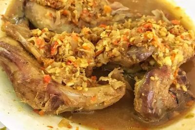 Begini Loh Cara Mudah Membuat Ayam Betutu