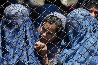 Taliban Mulai Beringas, Bakar Wanita Afghanistan karena Masakannya Tidak Enak