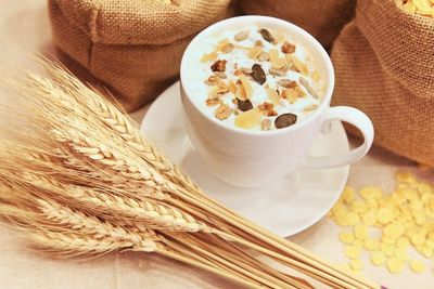 7 Makanan Pembersih Usus yang Kotor Secara Alami